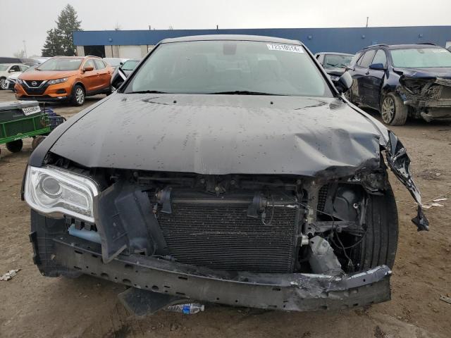 Photo 5 from auction – 2017 CHRYSLER 300 LIMITE with VIN 2C3CCAAG5HH567161