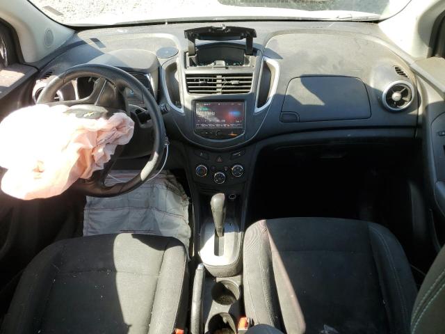 Photo 8 from auction – 2015 CHEVROLET TRAX 1LS with VIN 3GNCJPSB0FL221862