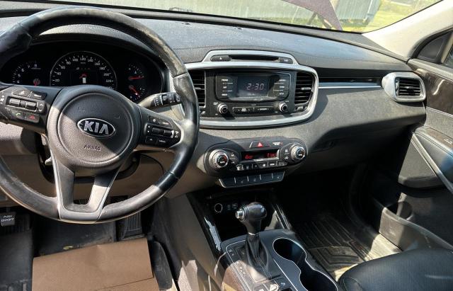 Photo 9 from auction – 2016 KIA SORENTO EX with VIN 5XYPHDA56GG176371