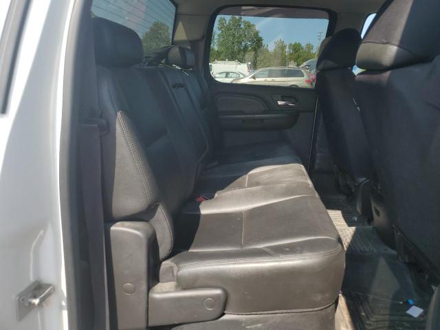 Photo 10 from auction – 2011 GMC SIERRA K35 with VIN 1GT426C83BF226436