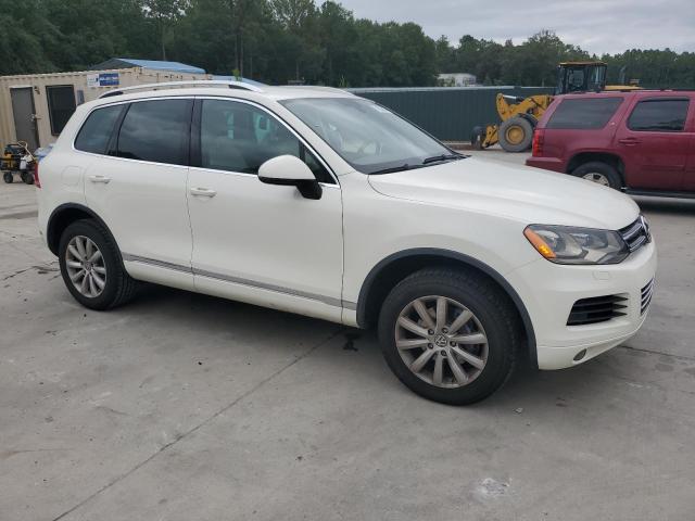 Photo 4 from auction – 2012 VOLKSWAGEN TOUAREG V6 with VIN WVGFF9BP2CD004731