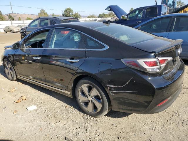 Photo 2 from auction – 2017 HYUNDAI SONATA PLU with VIN KMHE54L22HA049214