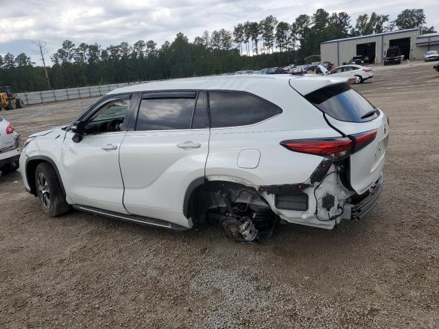 Photo 2 from auction – 2022 TOYOTA HIGHLANDER with VIN 5TDGZRAH2NS559843