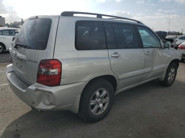 Photo 3 from auction – 2005 TOYOTA HIGHLANDER with VIN JTEDD21A050107805