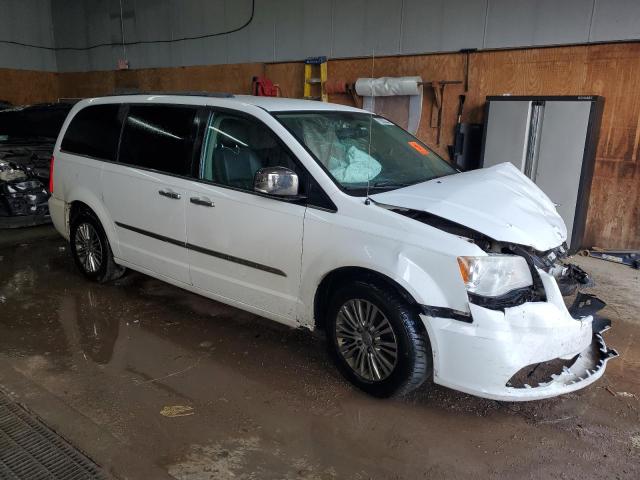 Photo 4 from auction – 2014 CHRYSLER TOWN & COU with VIN 2C4RC1CG1ER164285