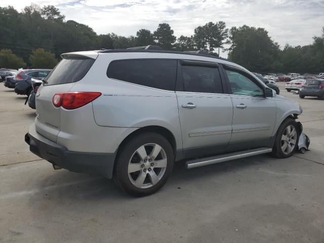 Photo 3 from auction – 2010 CHEVROLET TRAVERSE L with VIN 1GNLRHED4AJ223254