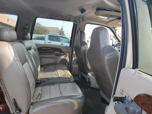 Photo 11 from auction – 2004 FORD EXCURSION with VIN 1FMNU45S24EB01945