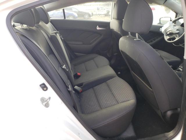 Photo 10 from auction – 2018 KIA FORTE LX with VIN 3KPFL4A78JE241253