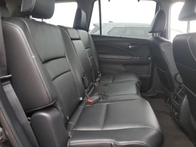 Photo 11 from auction – 2016 HONDA PILOT TOUR with VIN 5FNYF6H93GB028412