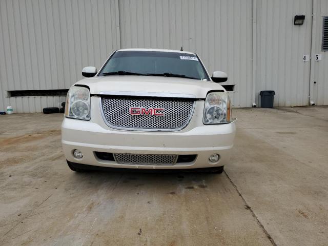 Photo 5 from auction – 2010 GMC YUKON DENA with VIN 1GKUCEEF2AR119463