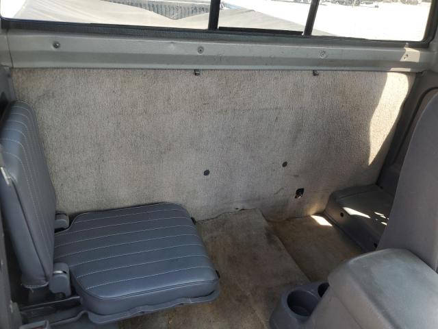 Photo 10 from auction – 2000 NISSAN FRONTIER K with VIN 1N6ED26T2YC332133