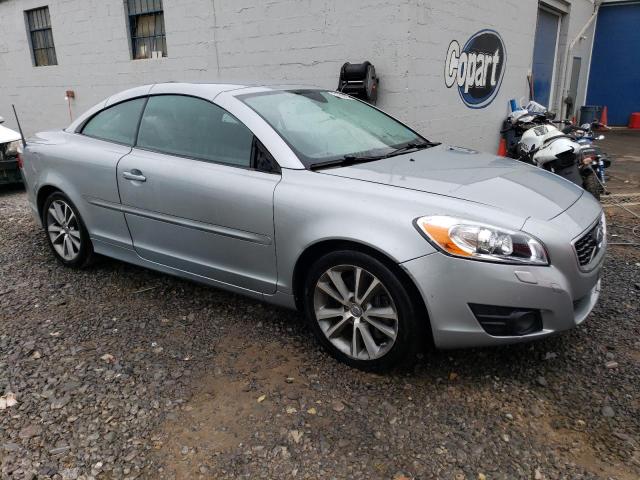 Photo 4 from auction – 2011 VOLVO C70 T5 with VIN YV1672MCXBJ108610