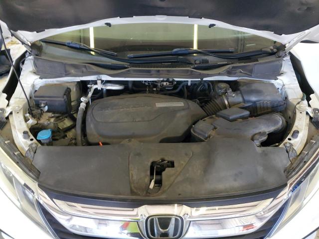Photo 12 from auction – 2018 HONDA ODYSSEY EX with VIN 5FNRL6H77JB082749