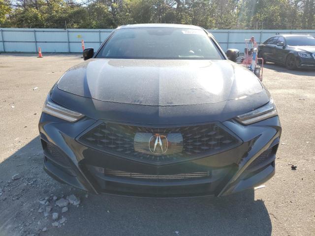 Photo 5 from auction – 2022 ACURA TLX TECH A with VIN 19UUB6F58NA000736