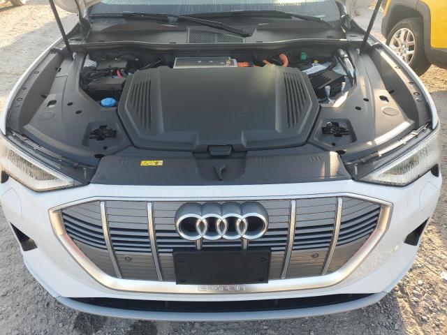 Photo 12 from auction – 2022 AUDI E-TRON PRE with VIN WA1AAAGE3NB004171