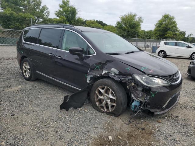 Photo 4 from auction – 2017 CHRYSLER PACIFICA T with VIN 2C4RC1BGXHR588540