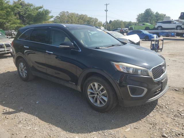 Photo 4 from auction – 2016 KIA SORENTO LX with VIN 5XYPGDA53GG044915