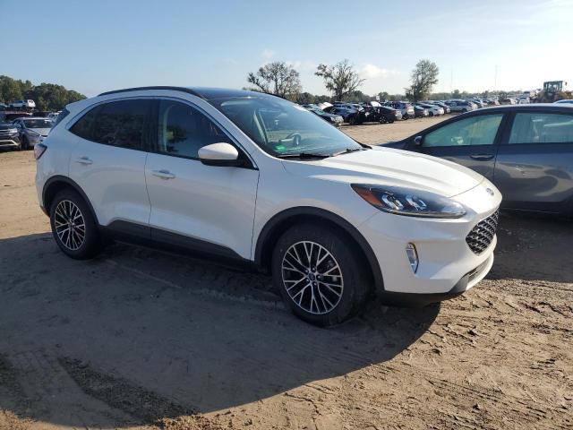 Photo 4 from auction – 2022 FORD ESCAPE SEL with VIN 1FMCU0KZ7NUB89898