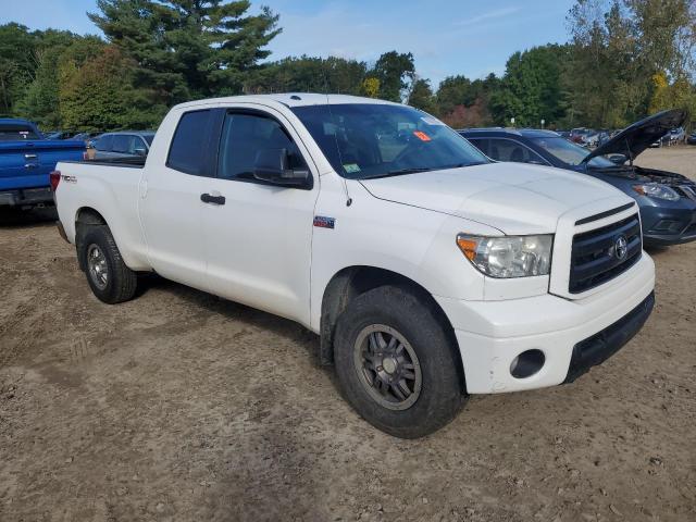 Photo 4 from auction – 2011 TOYOTA TUNDRA DOU with VIN 5TFUY5F17BX197878