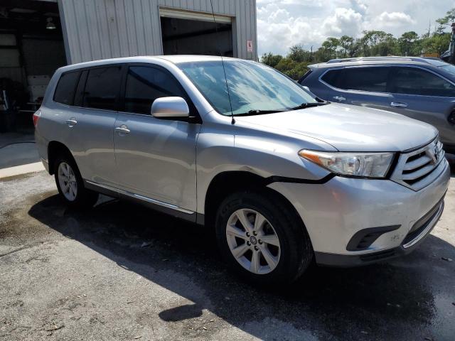 Photo 4 from auction – 2012 TOYOTA HIGHLANDER with VIN 5TDZA3EH3CS023309