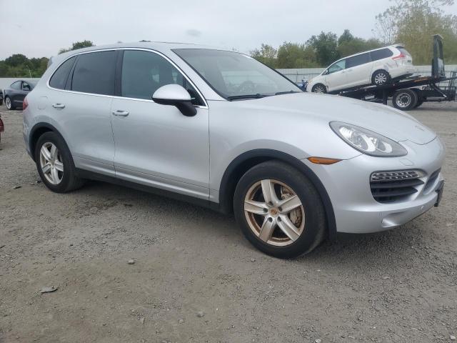 Photo 4 from auction – 2012 PORSCHE CAYENNE S with VIN WP1AE2A28CLA93630