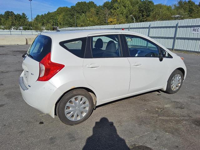 Photo 3 from auction – 2015 NISSAN VERSA NOTE with VIN 3N1CE2CP7FL353255