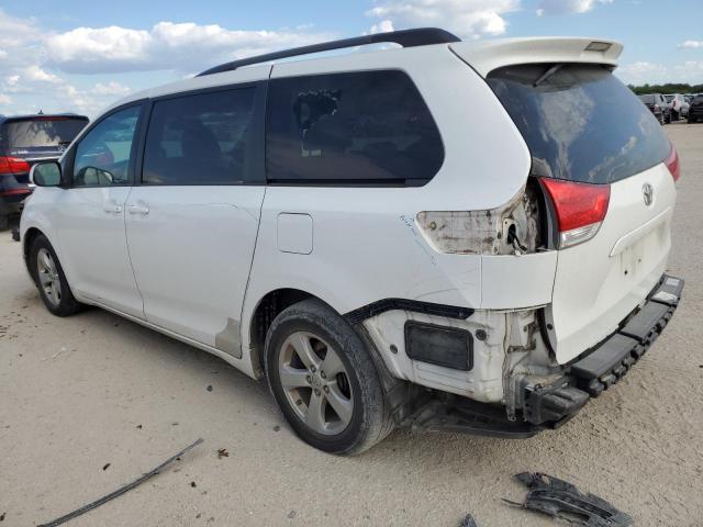 Photo 2 from auction – 2014 TOYOTA SIENNA LE with VIN 5TDKK3DC2ES408027
