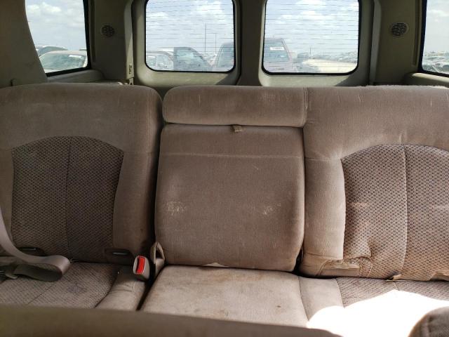 Photo 10 from auction – 2002 CHEVROLET TAHOE C150 with VIN 1GNEC13VX2R211447