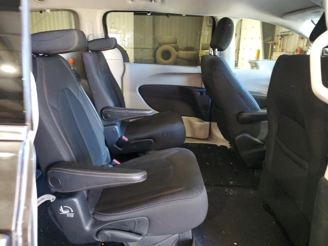 Photo 11 from auction – 2017 CHRYSLER PACIFICA T with VIN 2C4RC1BG3HR850866