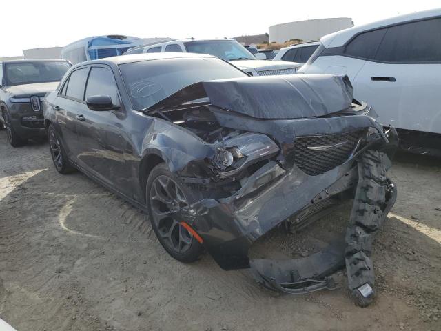 Photo 4 from auction – 2016 CHRYSLER 300 S with VIN 2C3CCABG6GH233833