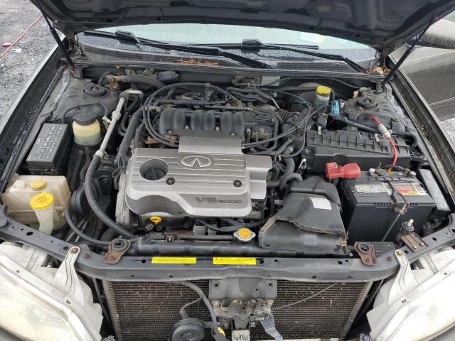 Photo 11 from auction – 2001 INFINITI I30 with VIN JNKCA31A01T000937