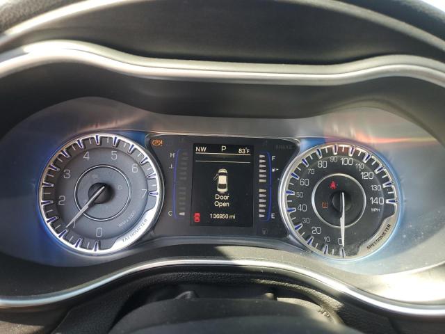 Photo 9 from auction – 2015 CHRYSLER 200 LIMITE with VIN 1C3CCCAB5FN581744