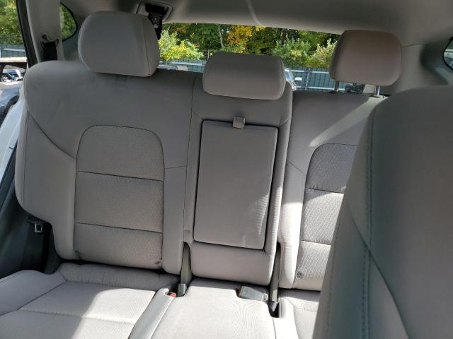 Photo 10 from auction – 2018 HYUNDAI TUCSON SE with VIN KM8J2CA43JU807328