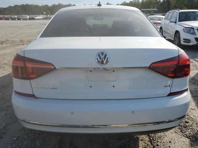 Photo 6 from auction – 2017 VOLKSWAGEN PASSAT SEL with VIN 1VWCT7A34HC050848