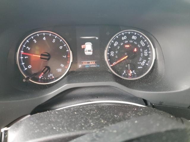 Photo 9 from auction – 2019 TOYOTA RAV4 LE with VIN JTMH1RFV6KD006016