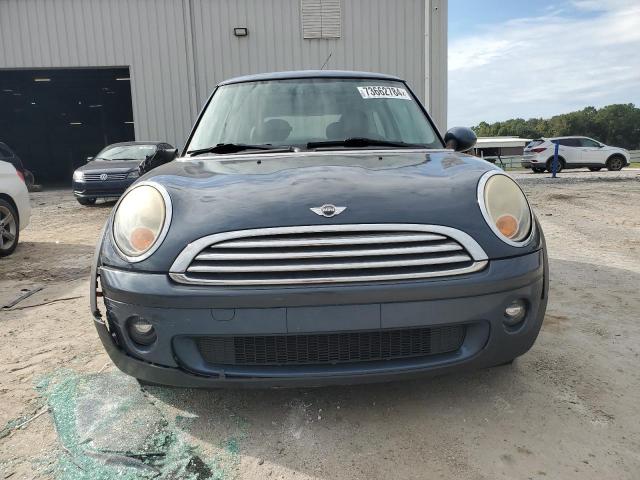 Photo 5 from auction – 2009 MINI COOPER with VIN WMWMF33539TW78307
