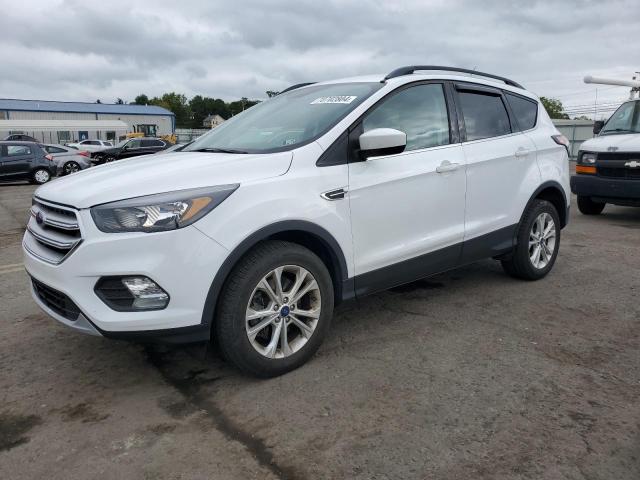 صورة رقم 1 من المزاد - 2018 FORD ESCAPE مع VIN 1FMCU9GD6JUD13638