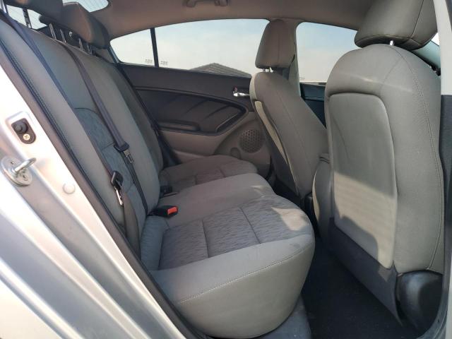 Photo 10 from auction – 2015 KIA FORTE LX with VIN KNAFK4A62F5372897