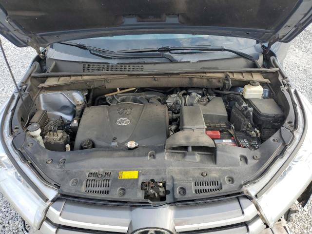 Photo 12 from auction – 2017 TOYOTA HIGHLANDER with VIN 5TDKZRFH0HS523012