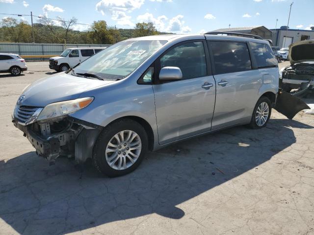 Photo 1 from auction – 2015 TOYOTA SIENNA XLE with VIN 5TDYK3DC8FS690251