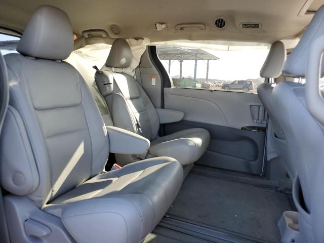 Photo 11 from auction – 2015 TOYOTA SIENNA XLE with VIN 5TDYK3DC1FS671508