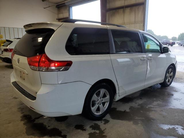 Photo 3 from auction – 2013 TOYOTA SIENNA LE with VIN 5TDKK3DC7DS341326