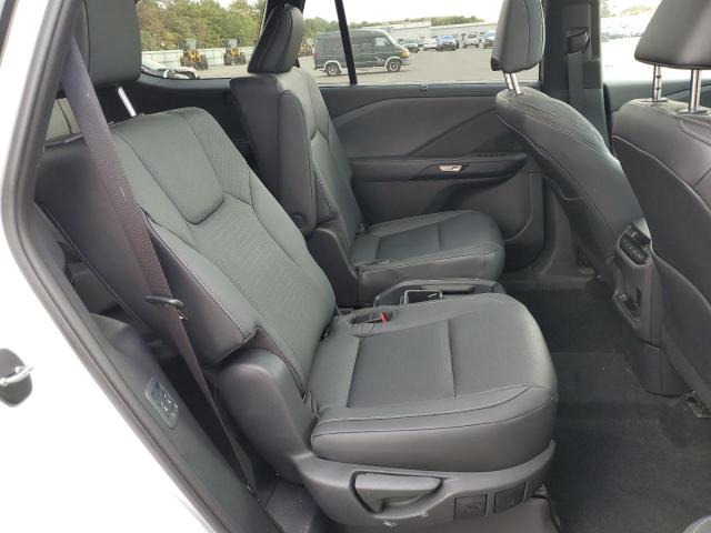 Фото 11 с аукциона – 2024 LEXUS TX 350 BAS с VIN 5TDAAAB64RS007505