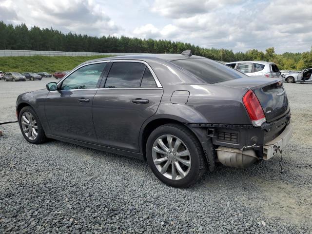 Photo 2 from auction – 2017 CHRYSLER 300 LIMITE with VIN 2C3CCARG3HH647949