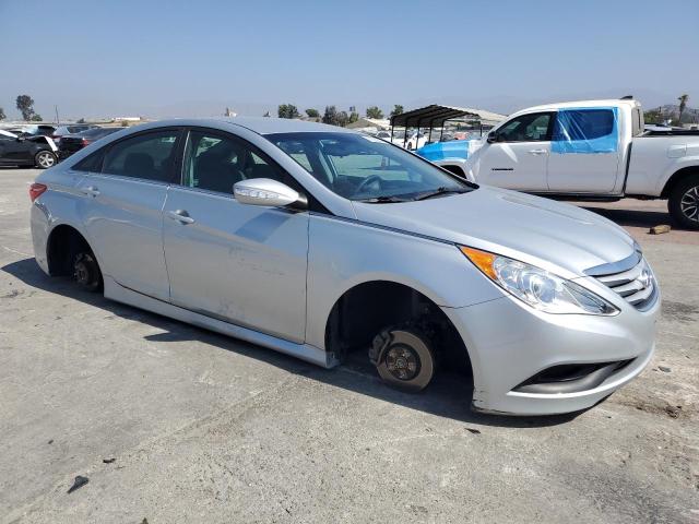 Photo 4 from auction – 2014 HYUNDAI SONATA GLS with VIN 5NPEB4AC8EH852980
