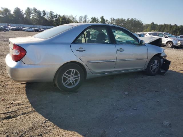 Photo 3 from auction – 2002 TOYOTA CAMRY LE with VIN 4T1BE32K32U024648