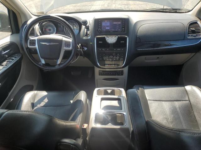 Photo 8 from auction – 2011 CHRYSLER TOWN & COU with VIN 2A4RR8DG9BR714330
