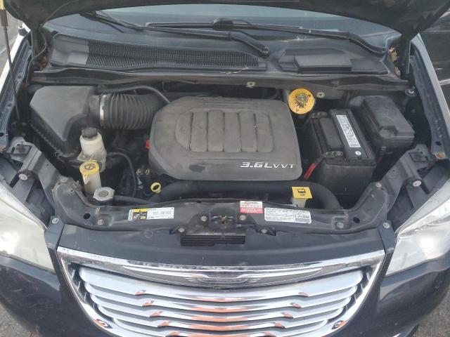 Photo 12 from auction – 2013 CHRYSLER TOWN & COU with VIN 2C4RC1CG8DR756636