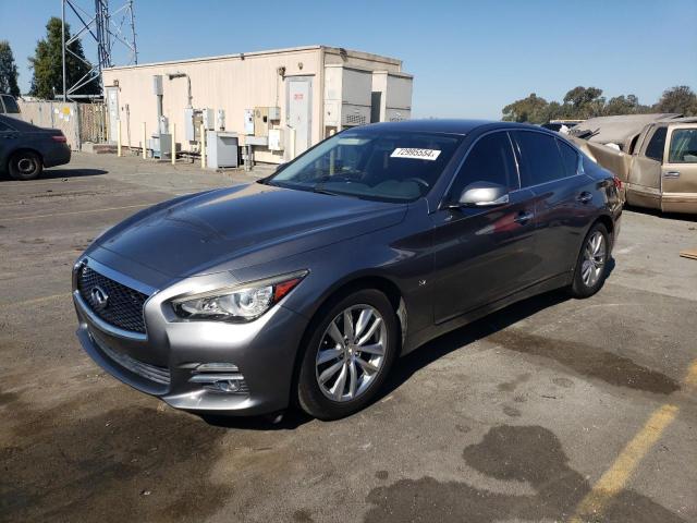 INFINITI Q50 BASE 2014 مع رقم تعريف المركبة JN1BV7AP2EM690688 - صورة من المزاد