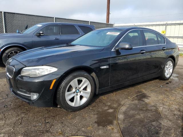 BMW 528 XI 2013 with VIN WBAXH5C56DDW12999 - Photo from auction